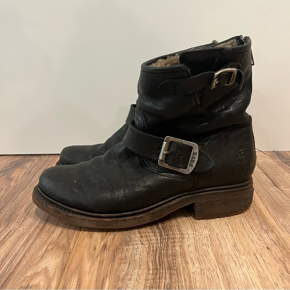 Frye Valerie 4015 Black Leather Sheepskin Motorcycle Engineer Ankle Boots - Picture 9 of 9